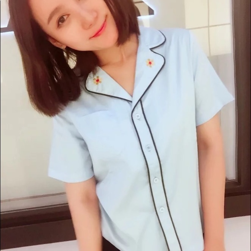 Brand new blue pattern shirt